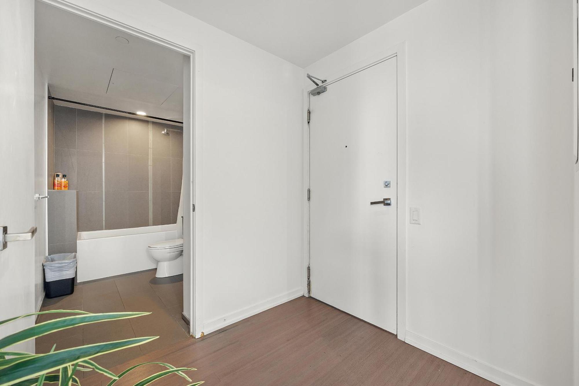 Downtown Toronto Condos Экстерьер фото